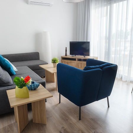 Pebble Beach Holiday Apartments Limasol Dış mekan fotoğraf