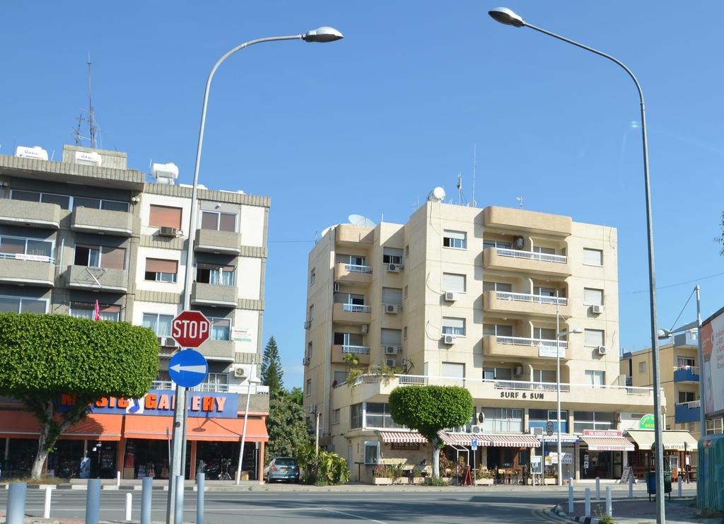 Pebble Beach Holiday Apartments Limasol Dış mekan fotoğraf