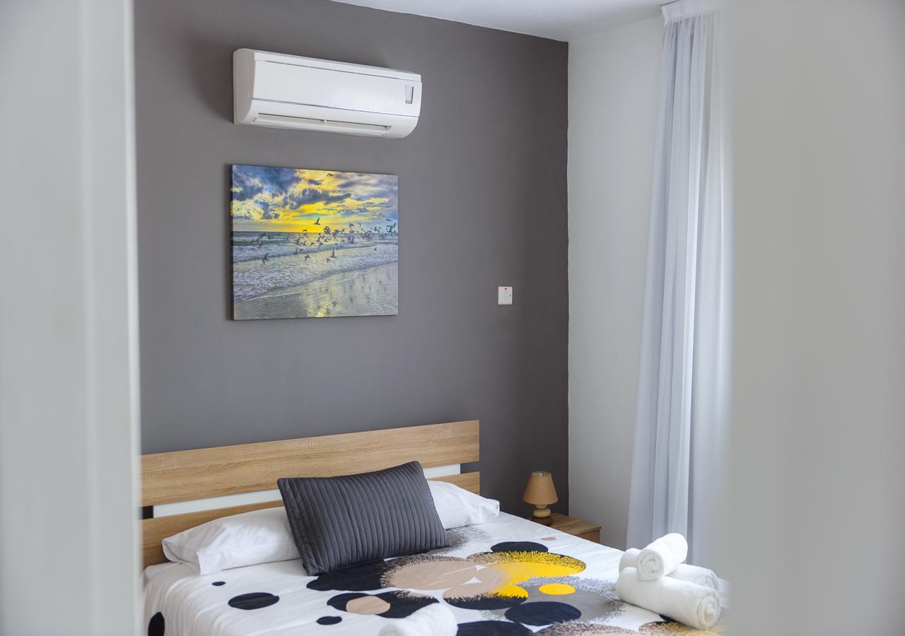 Pebble Beach Holiday Apartments Limasol Dış mekan fotoğraf