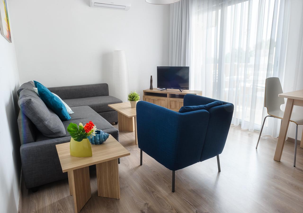 Pebble Beach Holiday Apartments Limasol Dış mekan fotoğraf