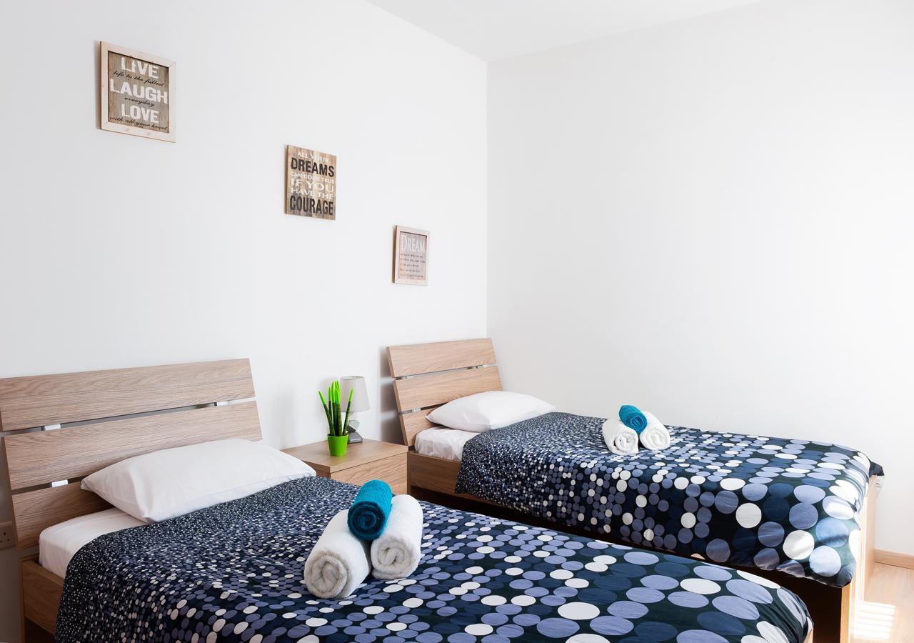 Pebble Beach Holiday Apartments Limasol Dış mekan fotoğraf
