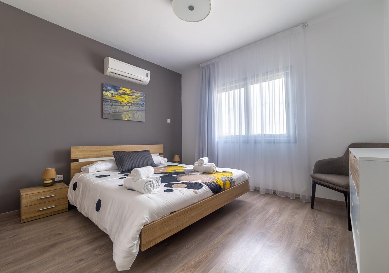 Pebble Beach Holiday Apartments Limasol Dış mekan fotoğraf
